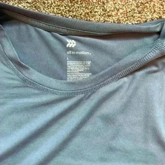 All in motion men’s tee - Picture 2 of 10